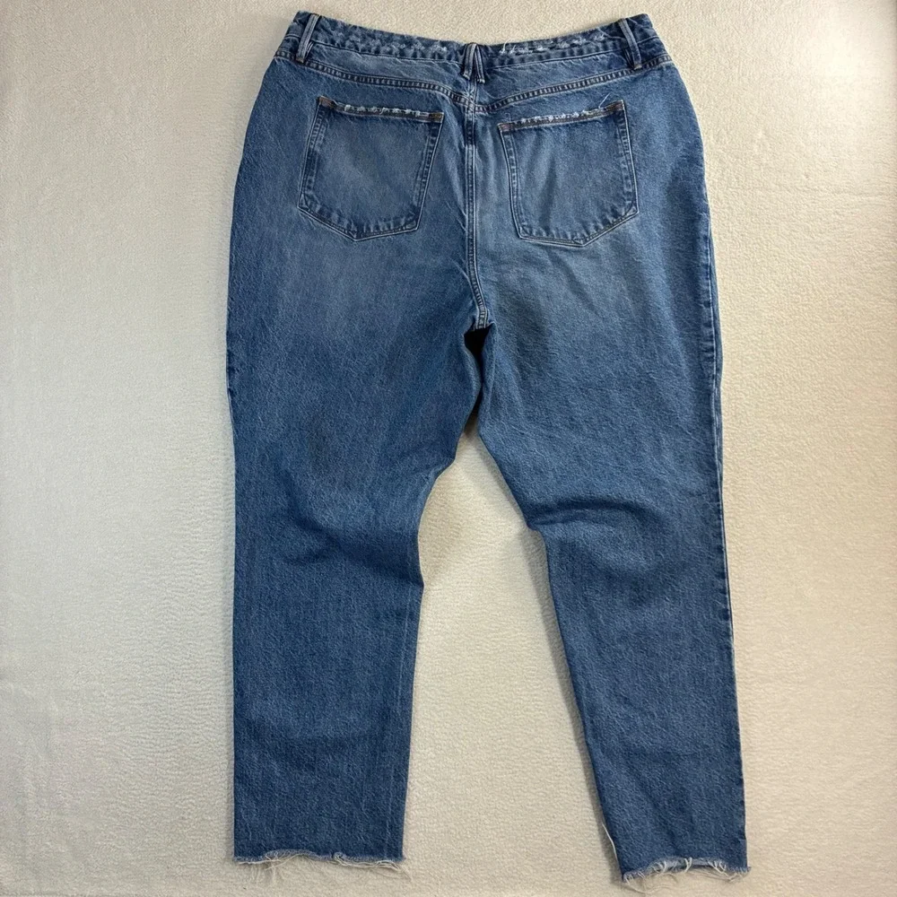 Good American Jeans Women 16 38x32 Blue Classic Straight Legs Whisker Distressed